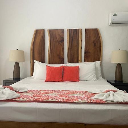 Reefside Villa คราวน์พอยต์ ภายนอก รูปภาพ