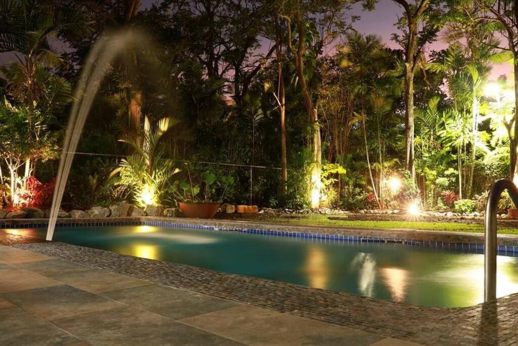 Reefside Villa คราวน์พอยต์ ภายนอก รูปภาพ