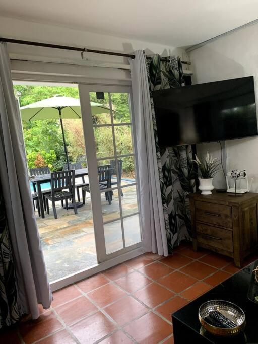 Reefside Villa คราวน์พอยต์ ภายนอก รูปภาพ